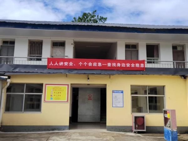 1750228333152413.jpg 2df814b332a0739e6172c0249b9ea41.jpg