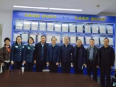 1765850558569092.jpg 97631e299a644f003a4ad591d9237a5d.jpg